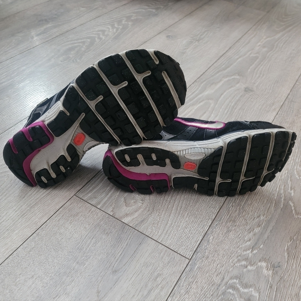 Nike Gortex "Bowerman" Shoes - Picture 6 of 8